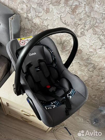 Детское автокресло-люлька 0-13 кг