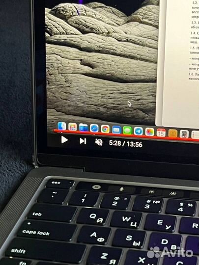 MacBook Pro 13 (2020), 256 гб, M1 (8 ядер), RAM 8