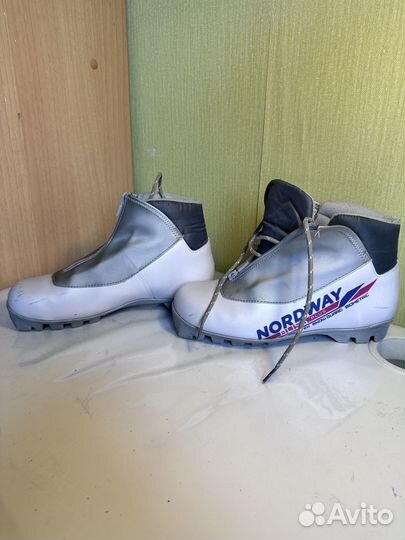 Лыжные ботинки, крепление NNN