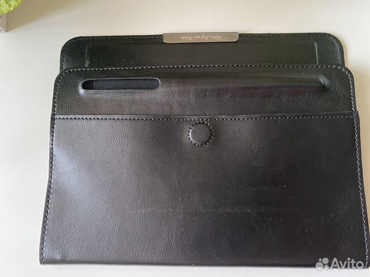Чехол на iPad 10,5
