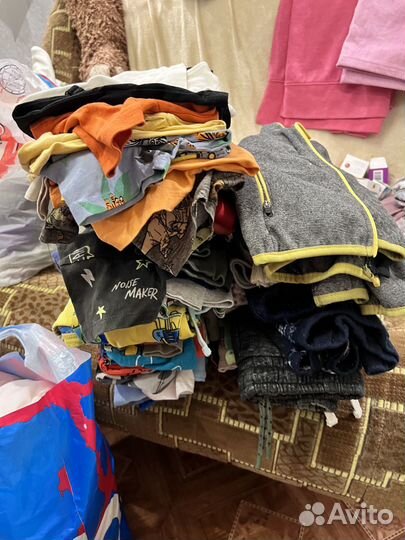 Чемодан сумка пакеты взр/детс и игрушки, косметика