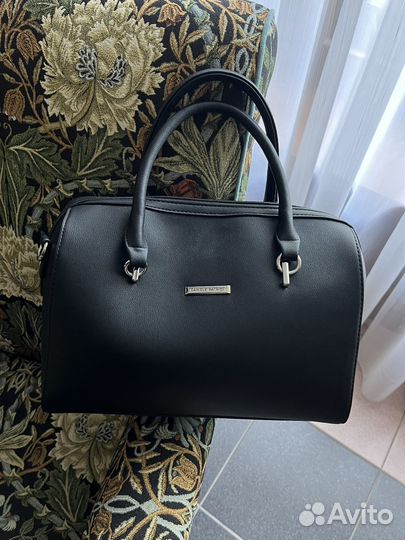 Сумка черная daniele patrici