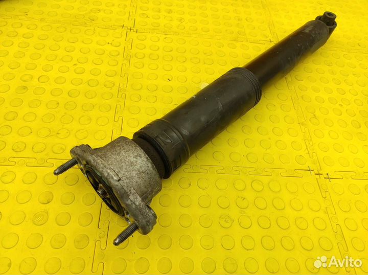 Амортизаторы комплект задние Mercedes-Benz S212