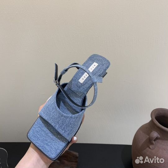 Джинсовые босоножки