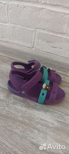 Сандалии crocs c11