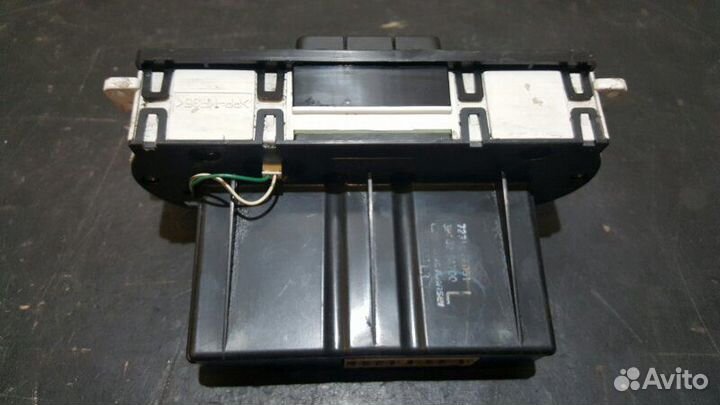 Блок управления климат-контролем Subaru Impreza GD