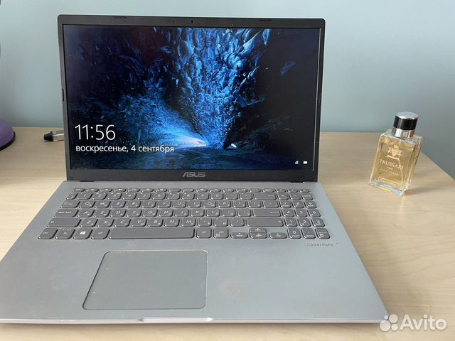 Ноутбук Asus VivoBook R521jb-ej280t