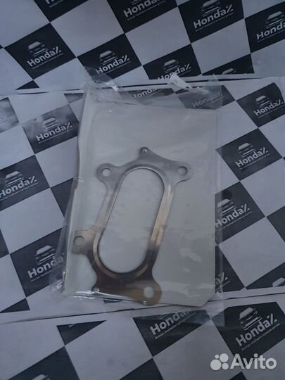 Прокладка выпускного коллектора Honda Civic 8