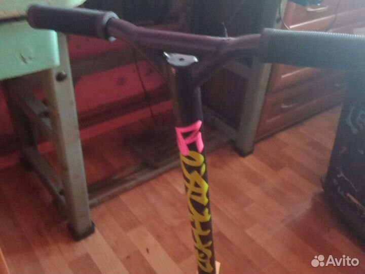 Трюковой самокат