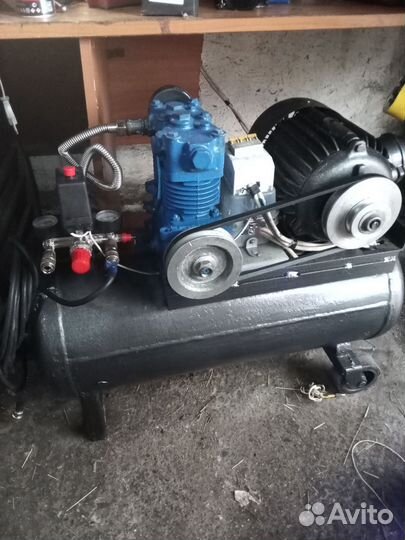 Воздушный компрессор