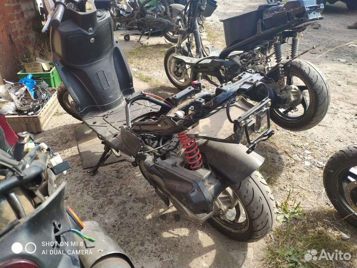 Скутеры sym в разбор