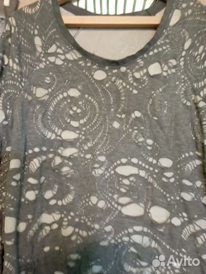 Костюм рваный