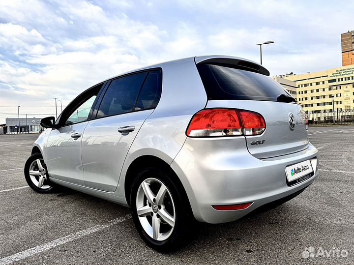 Volkswagen Golf 1.6 МТ, 2011, 176 200 км