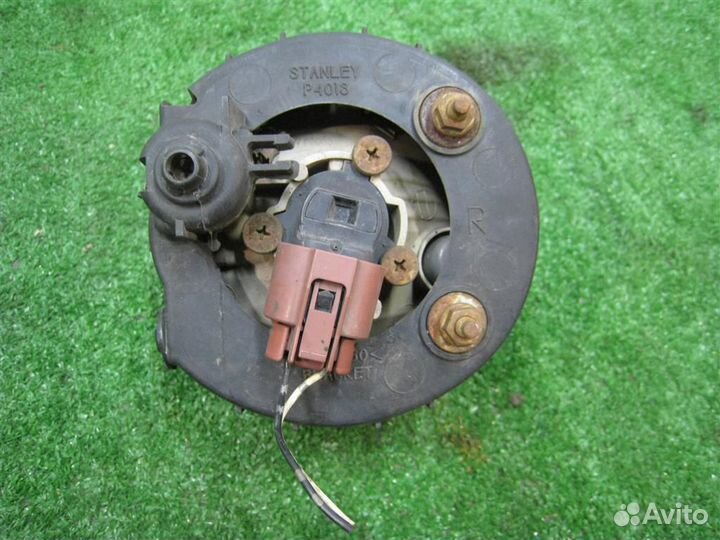 Птф передняя правая Subaru Legacy/ Outback BP/B13