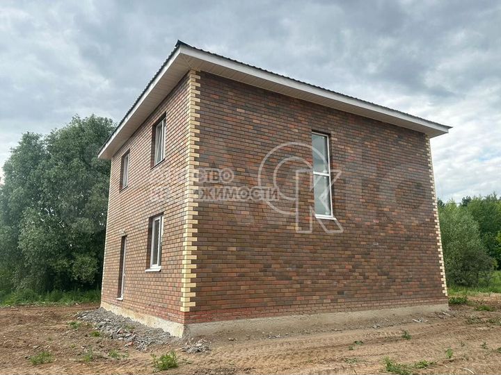 Дом 150 м² на участке 5 сот.