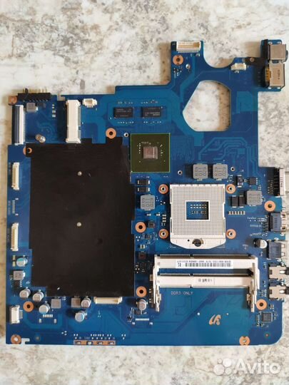 Samsung NP300V5A (Petronas -15(DC) rev:1.0)