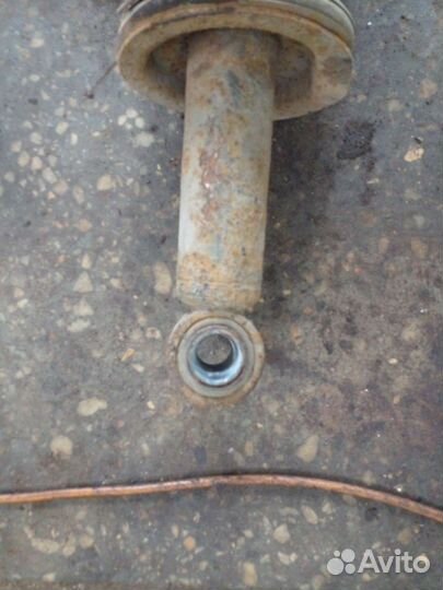 Стойка задняя правая kia magentis