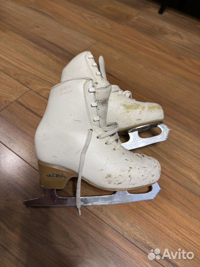 Фигурные коньки edea 220