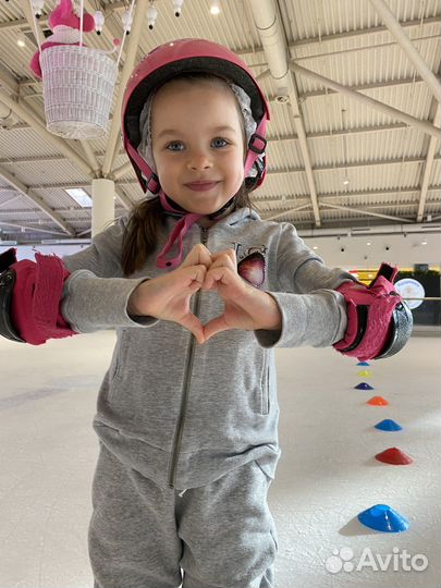 Тренер по фигурному катанию и хоккею