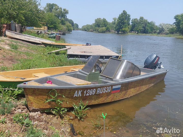 Моторная лодка