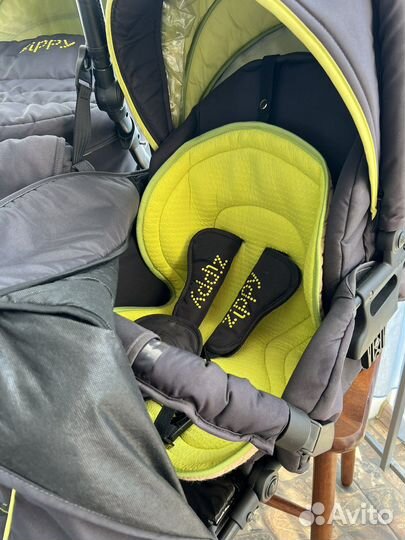 Коляска Tutis zippy 3 в 1