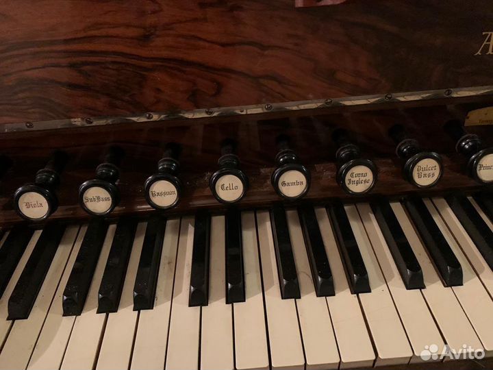 Антикварная фисгармония(орган)