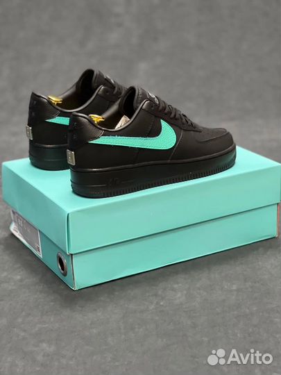 Кроссовки Nike Air Force X Tiffany&Co