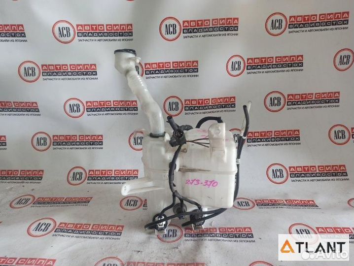 Бачок стеклоомывателя lexus CT200H