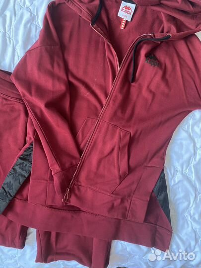 Костюм спортивный