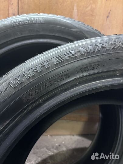 Dunlop Winter Maxx SJ8 235/55 R20 102B