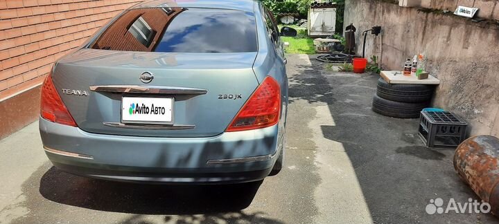Nissan Teana 2.4 AT, 2006, 140 000 км