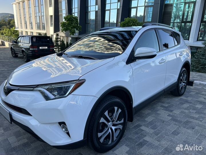 Toyota RAV4 2.5 AT, 2018, 126 479 км