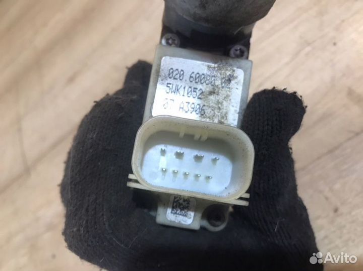 Мотор стеклоподъемника задний левый Bmw 7-Series