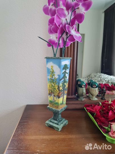 Ваза из натурального камня