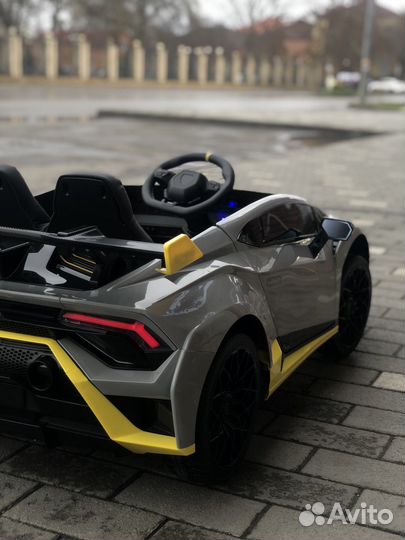 Детский электромобиль