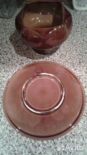 Декоративные-тарелка и кашпо-винтаж зик Конаково