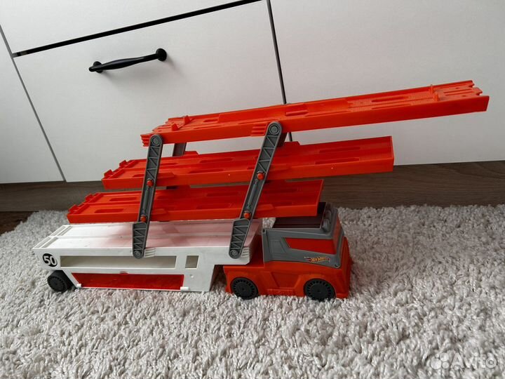 Hot wheels автовоз
