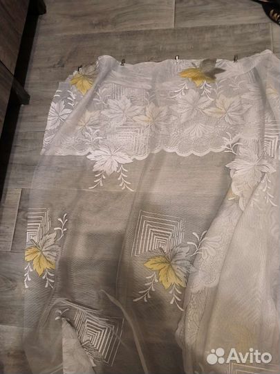 Тюль зеленые листья бу