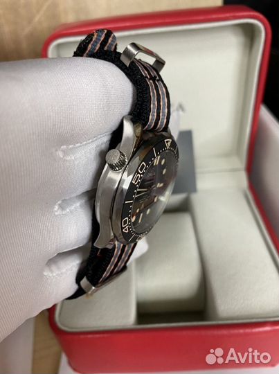 Часы механические с автоподзаводом omega