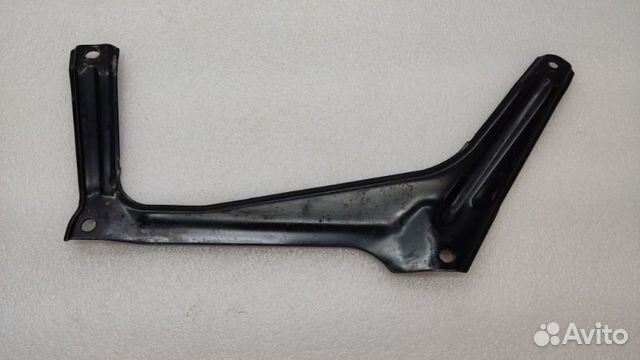 Кронштейн подрамника передний Mitsubishi Outlander