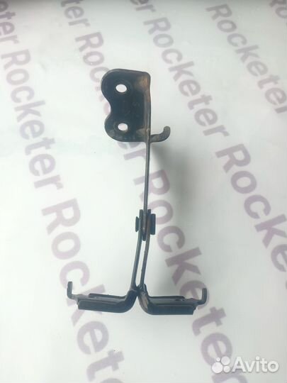 Петля кронштейн спинки сиденья Toyota Corolla 150