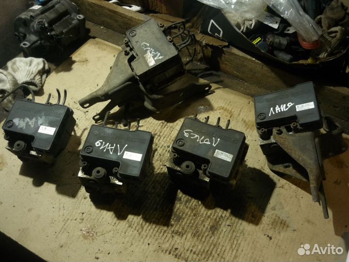 Блок абс Лансер 9