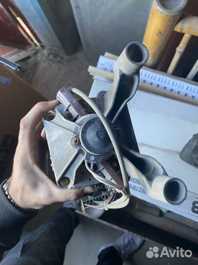 Двигататель стиральной машины