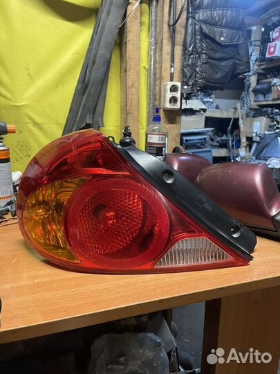 Kia Spectra фонарь задний