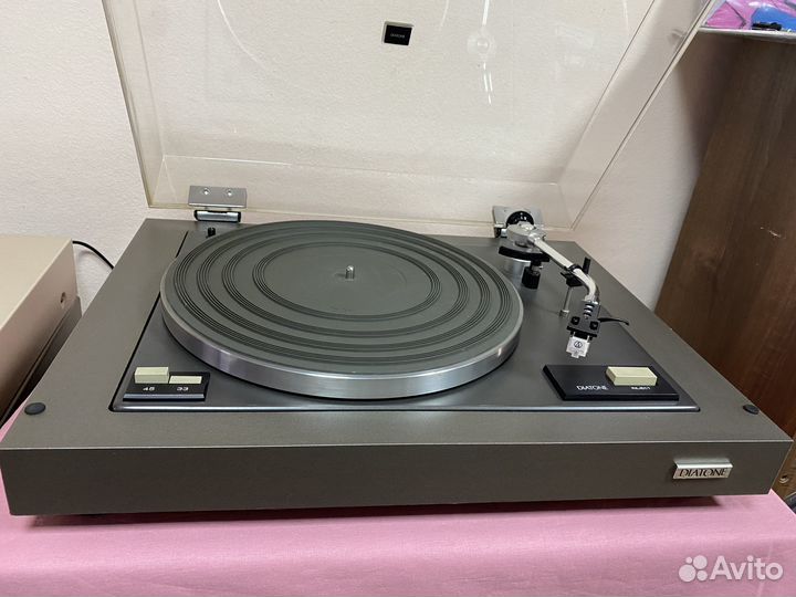 Проигрыватель винила Mitsubishi Diatone DP-67