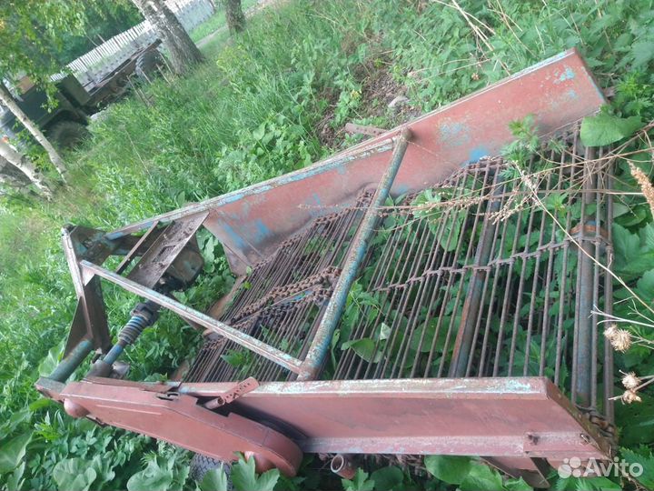 Копатель корнеплодов Агротехника Плюс КН-2.2, 1990