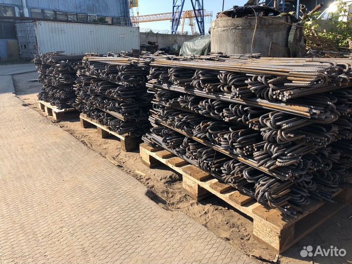 Анкер для георешетки (металл Ф12) L-0,75м