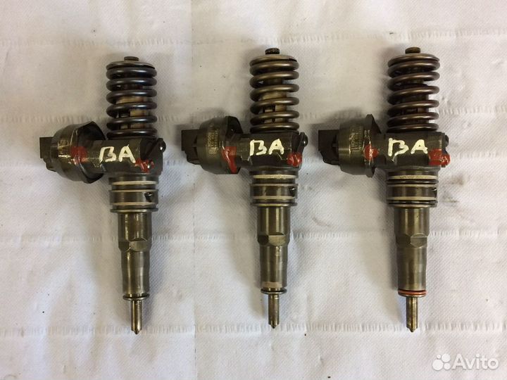 Насос-форсунки Фольксваген 038130073BA