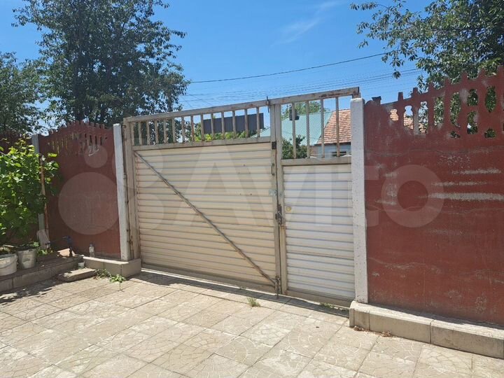 Дом 26,2 м² на участке 2 сот.