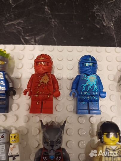 Lego Minifigures разные